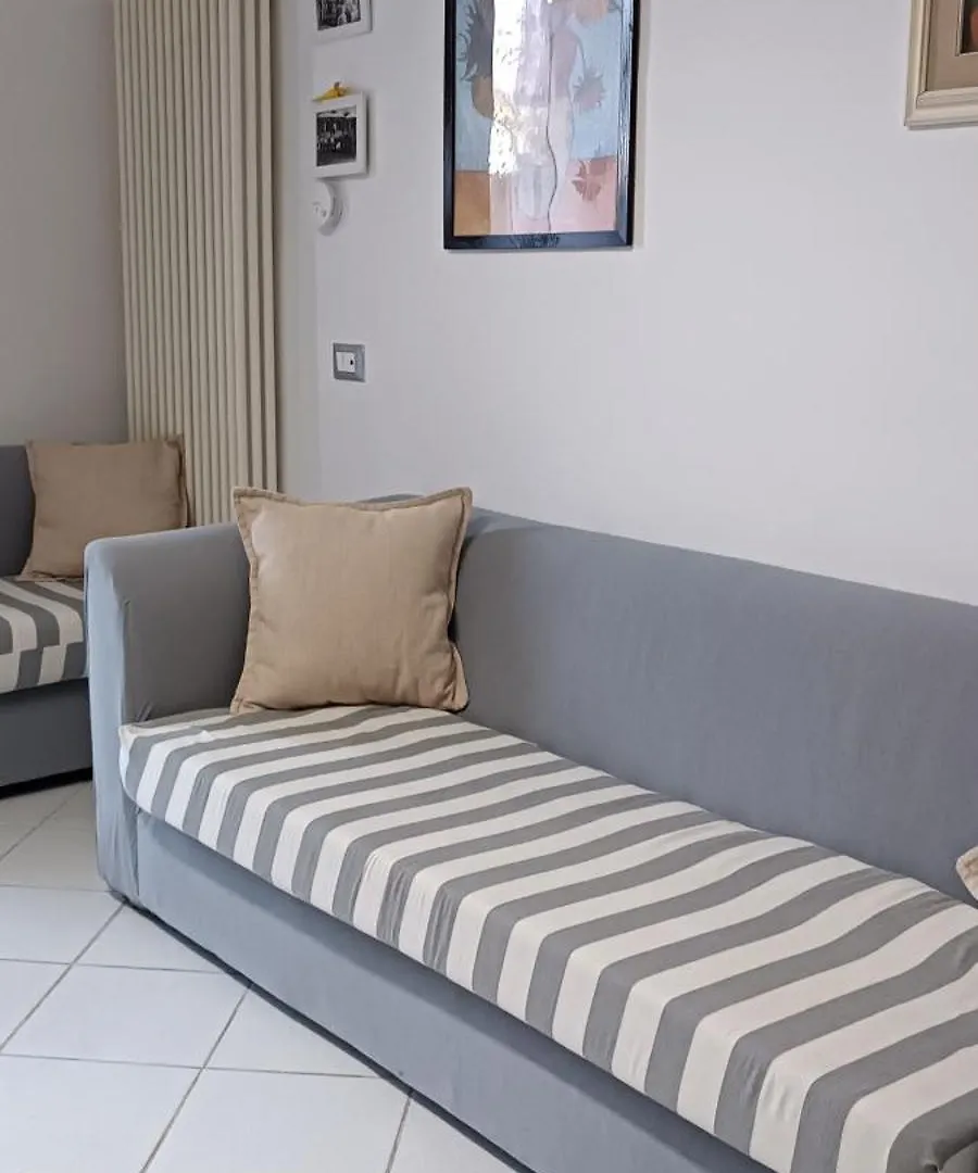 Apartament Miky House Arezzo 0*,