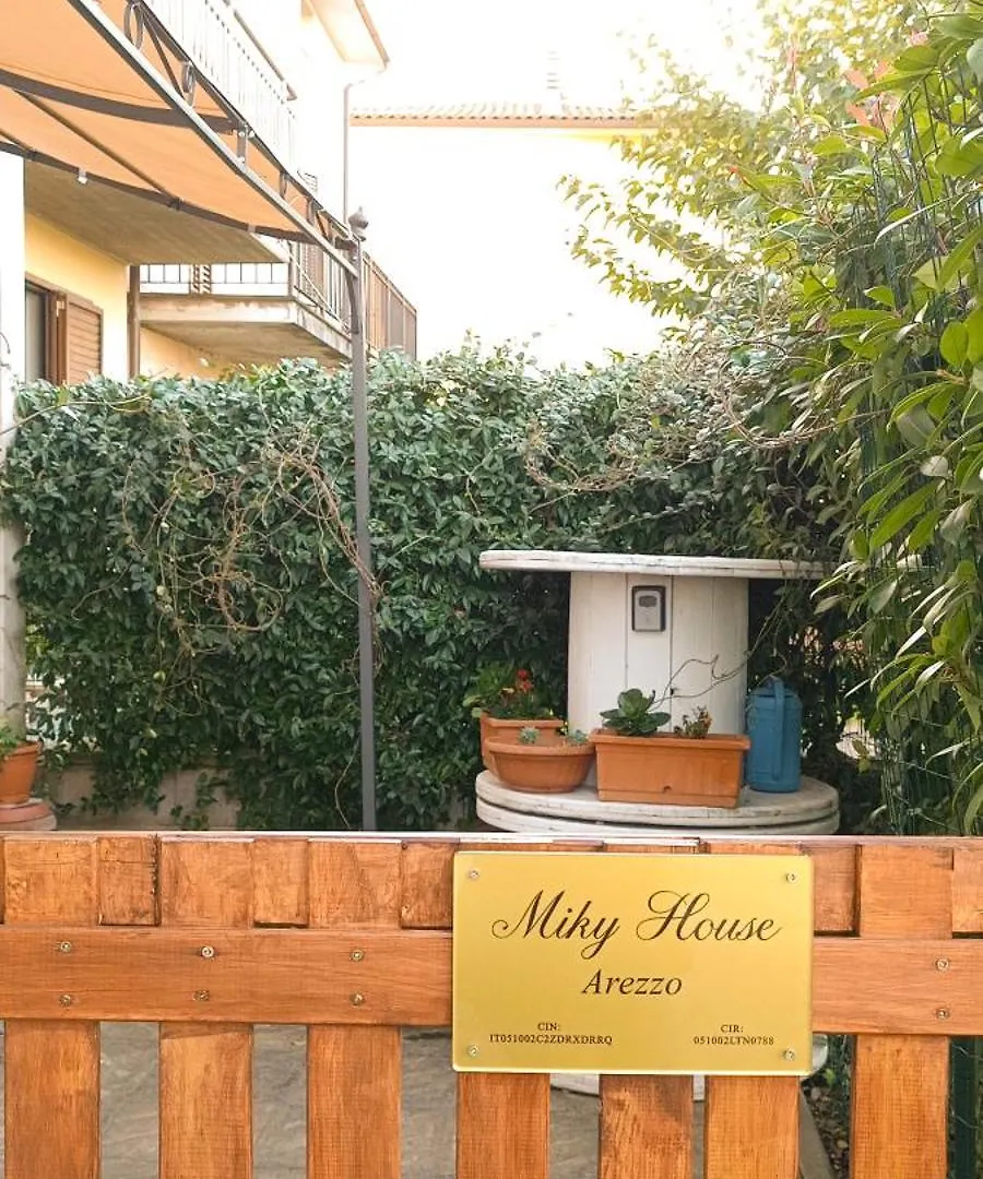 Apartament Miky House Arezzo